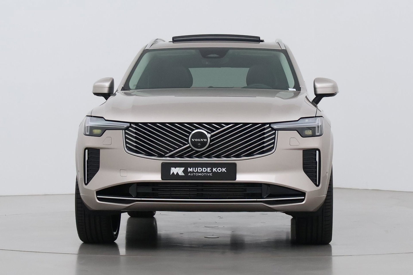 Volvo XC90 T8 Ultra Bright | Bowers&Wilkins | ACC | Panoramadak | 360° Camera | Massage | Head-Up | Trekhaak