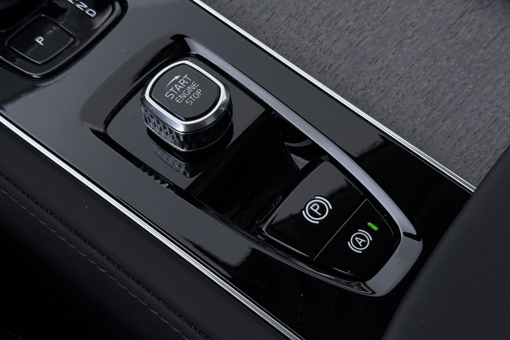 Volvo XC90 T8 Ultra Bright | Bowers&Wilkins | ACC | Panoramadak | 360° Camera | Massage | Head-Up | Trekhaak