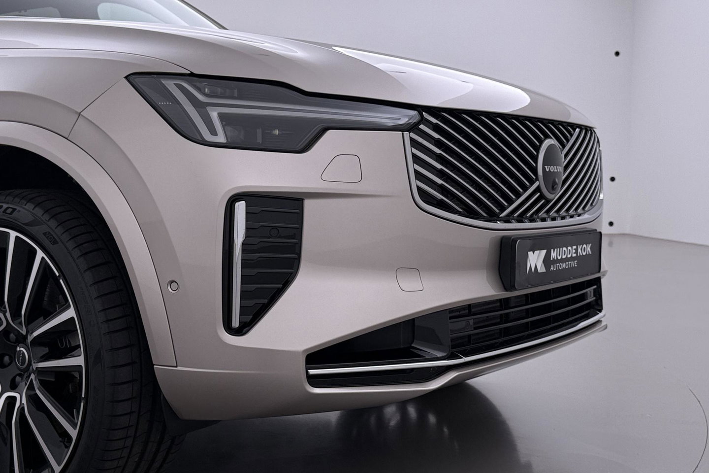 Volvo XC90 T8 Ultra Bright | Bowers&Wilkins | ACC | Panoramadak | 360° Camera | Massage | Head-Up | Trekhaak