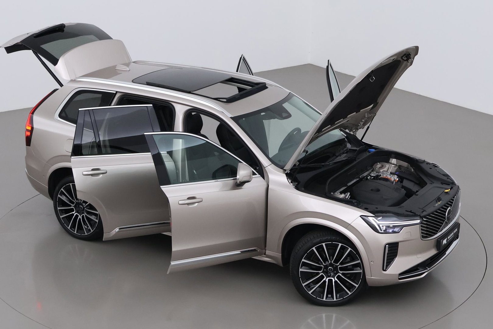 Volvo XC90 T8 Ultra Bright | Bowers&Wilkins | ACC | Panoramadak | 360° Camera | Massage | Head-Up | Trekhaak