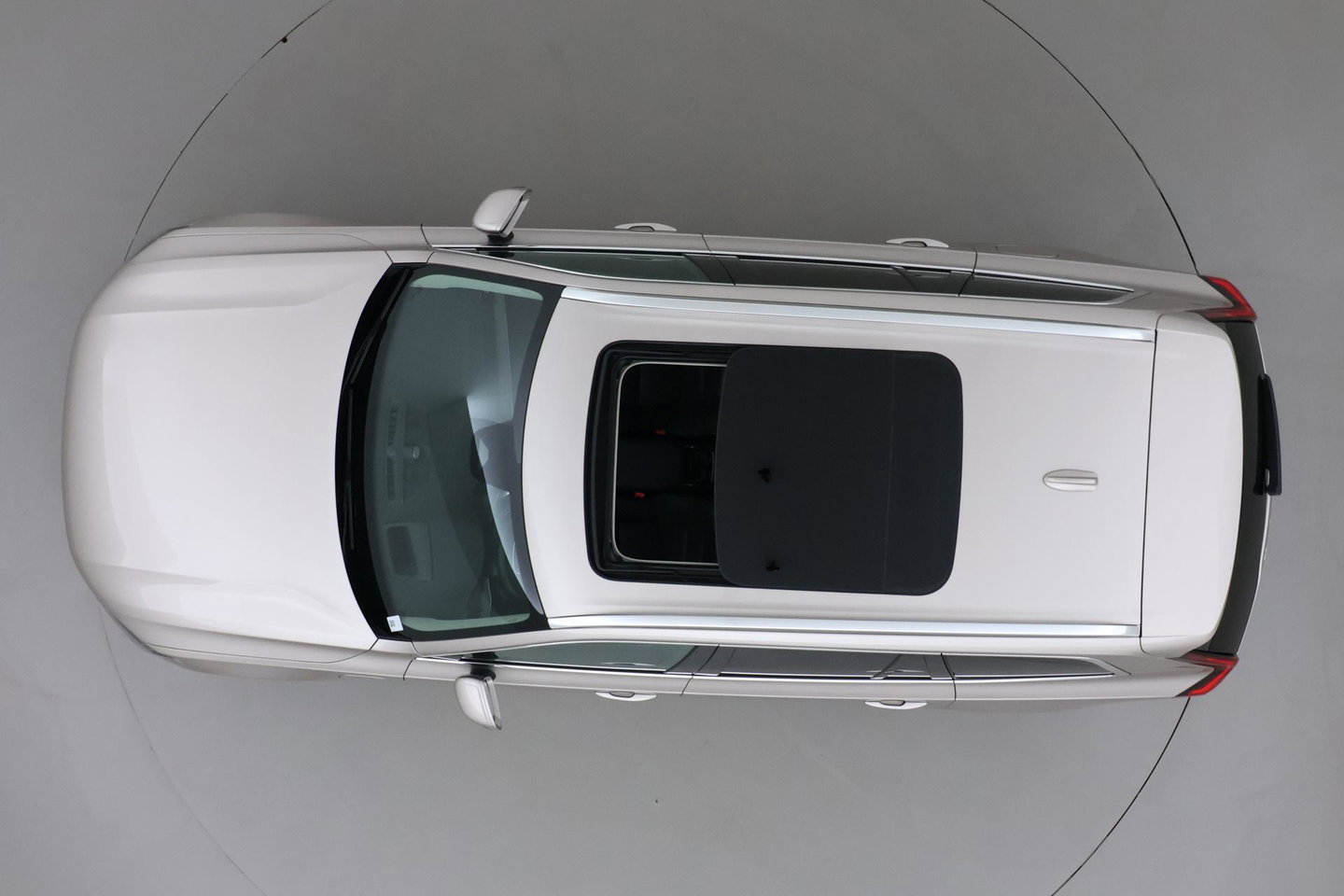 Volvo XC90 T8 Ultra Bright | Bowers&Wilkins | ACC | Panoramadak | 360° Camera | Massage | Head-Up | Trekhaak