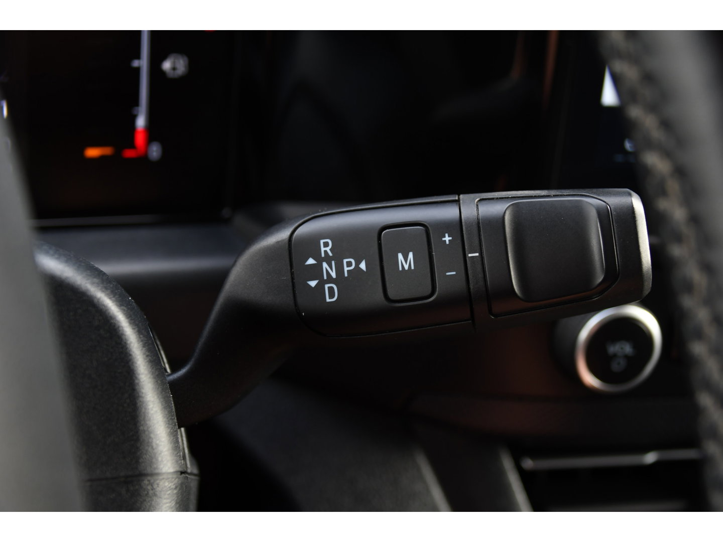 Ford Transit Custom 320 2.0 TDCI L2H1 PB Edition Limited Adaptieve Cruise, Camera, Carplay, LED, 170pk, Automaat, Stoelverwarming, Trekhaak, Virtual, Multimedia, Uniek!