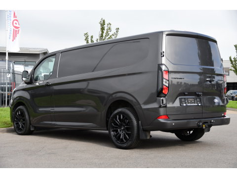 Ford Transit Custom 320 2.0 TDCI L2H1 PB Edition Limited Adaptieve Cruise, Camera, Carplay, LED, 170pk, Automaat, Stoelverwarming, Trekhaak, Virtual, Multimedia, Uniek!