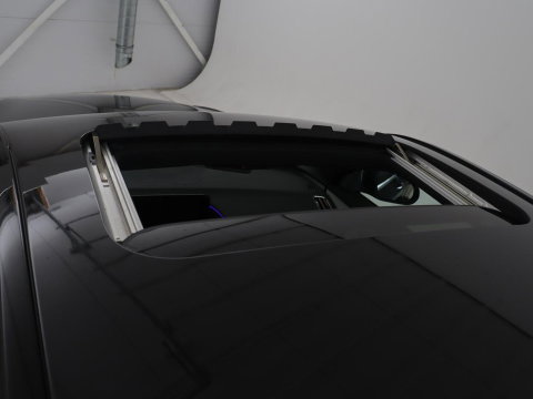 Mercedes-Benz EQC 400 4MATIC Business Solution Luxury 80 kWh | SOH 96.9% | Panoramdak | Leder | Adaptive cruise | Carplay | Sfeerverlichting | Burnmester Surround | Full LED | Stoelverwarming | Camera | Park assist |