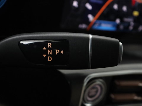 Mercedes-Benz EQC 400 4MATIC Business Solution Luxury 80 kWh | SOH 96.9% | Panoramdak | Leder | Adaptive cruise | Carplay | Sfeerverlichting | Burnmester Surround | Full LED | Stoelverwarming | Camera | Park assist |
