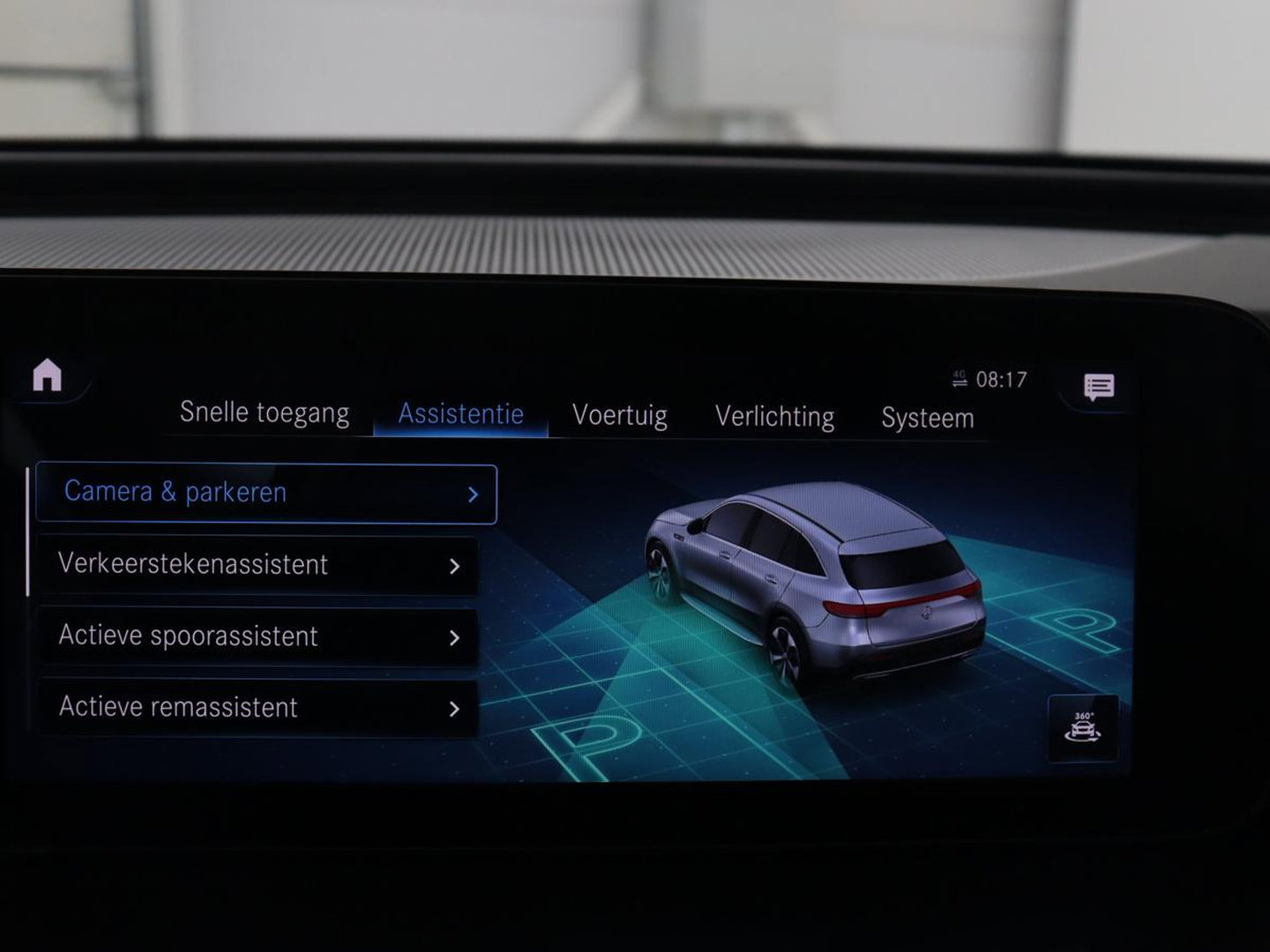 Mercedes-Benz EQC 400 4MATIC Business Solution Luxury 80 kWh | SOH 96.9% | Panoramdak | Leder | Adaptive cruise | Carplay | Sfeerverlichting | Burnmester Surround | Full LED | Stoelverwarming | Camera | Park assist |