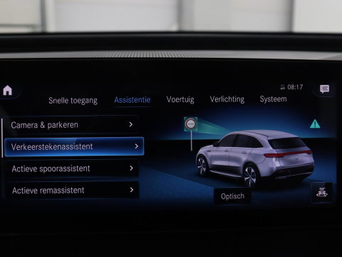 Mercedes-Benz EQC 400 4MATIC Business Solution Luxury 80 kWh | SOH 96.9% | Panoramdak | Leder | Adaptive cruise | Carplay | Sfeerverlichting | Burnmester Surround | Full LED | Stoelverwarming | Camera | Park assist |