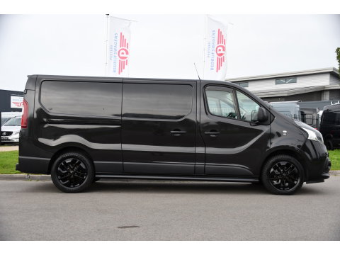 Renault Trafic 1.6 dCi T29 L2H1 Luxe Black Edition Camera, Cruise, Multimedia, 125pk, Trekhaak, Airco, Uniek!