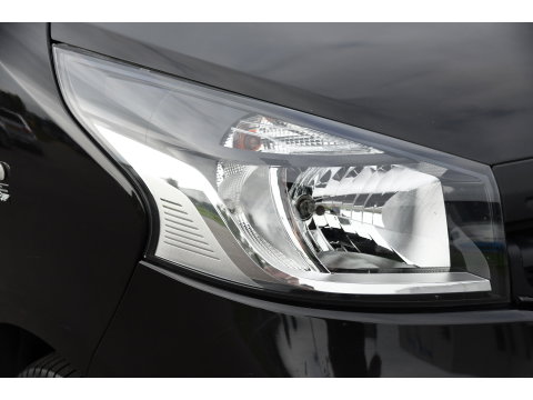 Renault Trafic 1.6 dCi T29 L2H1 Luxe Black Edition Camera, Cruise, Multimedia, 125pk, Trekhaak, Airco, Uniek!