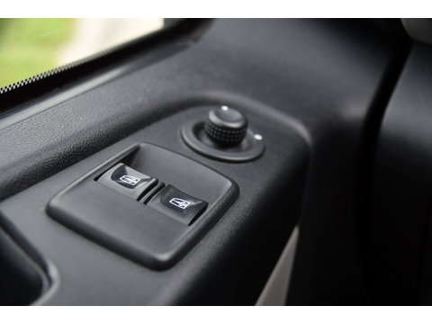 Renault Trafic 1.6 dCi T29 L2H1 Luxe Black Edition Camera, Cruise, Multimedia, 125pk, Trekhaak, Airco, Uniek!
