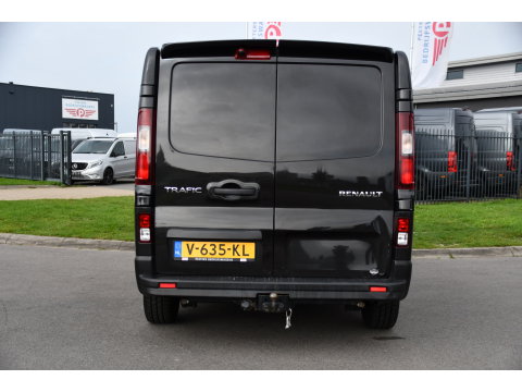 Renault Trafic 1.6 dCi T29 L2H1 Luxe Black Edition Camera, Cruise, Multimedia, 125pk, Trekhaak, Airco, Uniek!