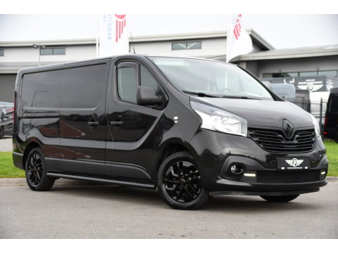 Renault Trafic 1.6 dCi T29 L2H1 Luxe Black Edition Camera, Cruise, Multimedia, 125pk, Trekhaak, Airco, Uniek!