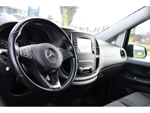 Mercedes-Benz Vito CDI L2 PB Edition Camera, Cruise, Carplay, 190pk, LED, Multimedia, Clima, Automaat, Uniek!