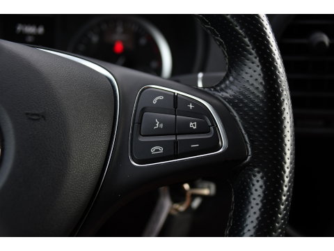 Mercedes-Benz Vito CDI L2 PB Edition Camera, Cruise, Carplay, 190pk, LED, Multimedia, Clima, Automaat, Uniek!