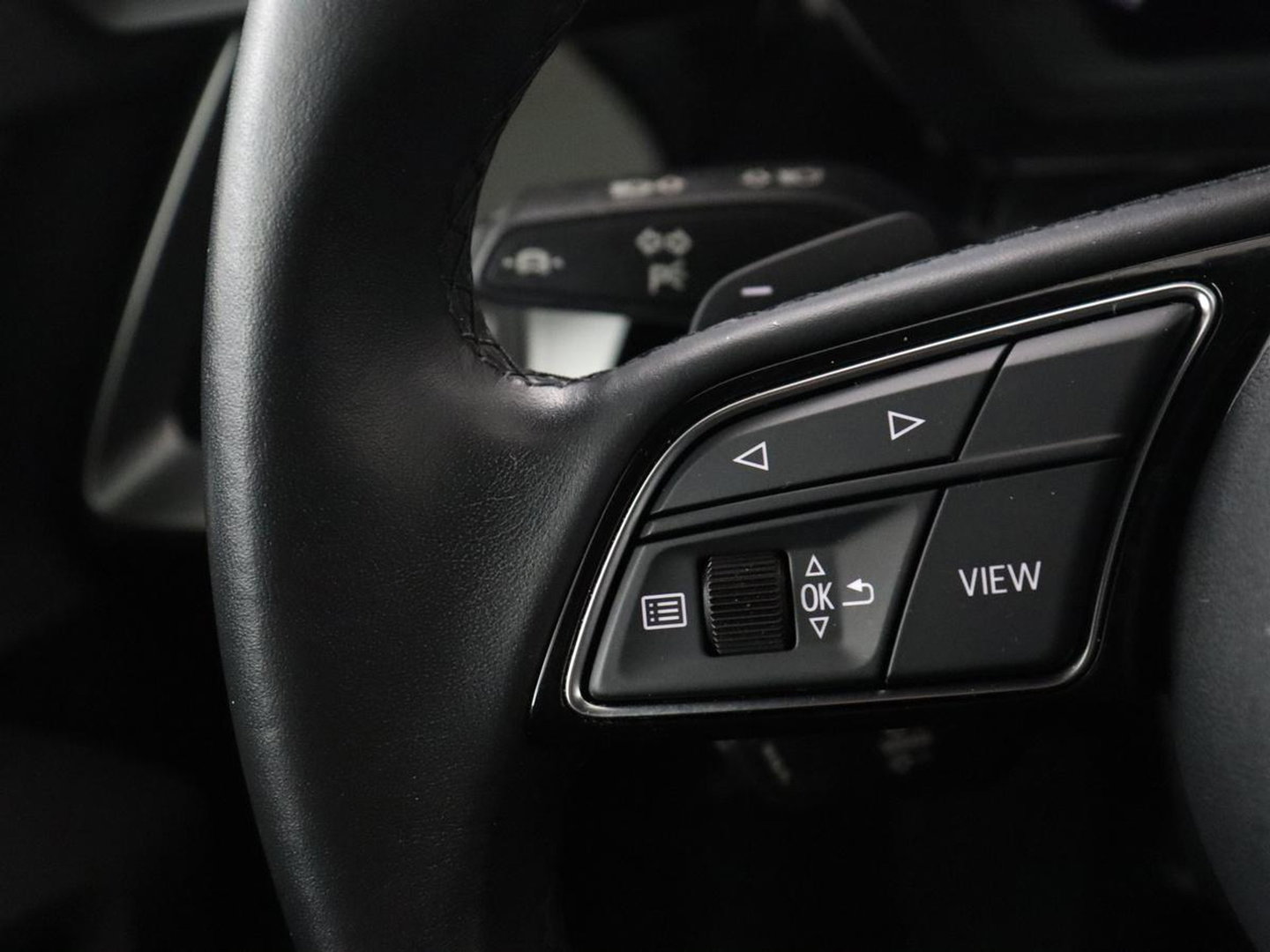 Audi A3 Limousine 35 TFSI S edition | Camera | Park assist | Carplay | Virtual Dashboard | Climate control | Full LED | Cruise control |