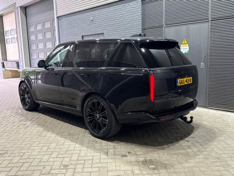 Land Rover Range Rover 3.0 P550e Autobiography | Rear Seat Entertainment | Meridian Signature | 23 Inch | ClearSight | Luchtvering | Massage