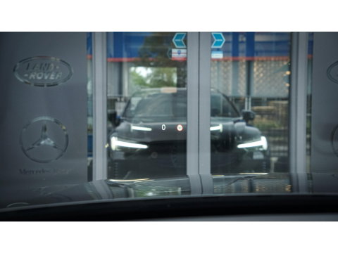 Volvo XC60 2.0 T6 350pk Plus Black Edition Panoramadak Luchtvering *BTW* NIEUW!! 21" LMV BOMVOL!!
