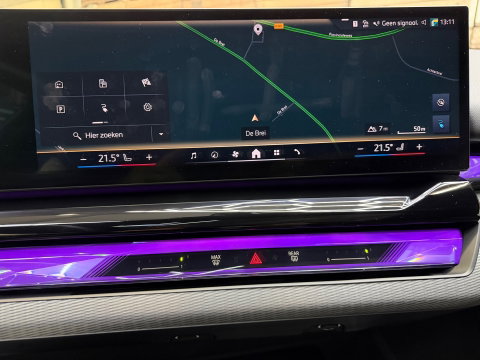 BMW i5 EDrive40 84 kWh Pro B&W M-Sport Pano iconic grill LED Navi Memory 19"LM