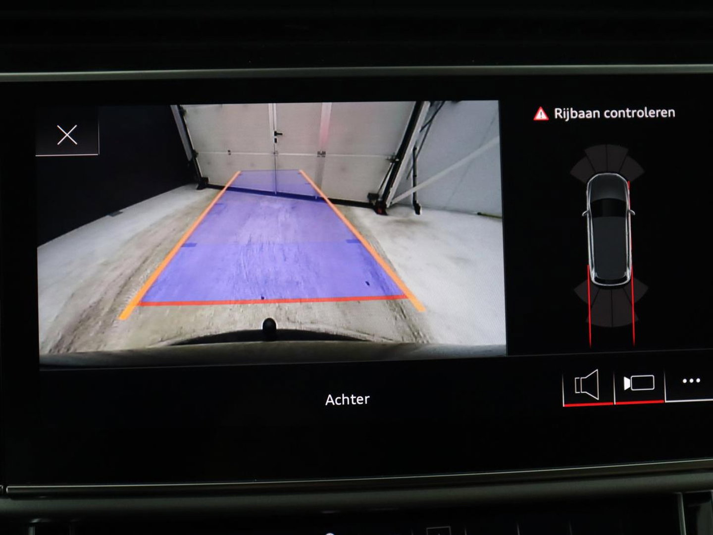 Audi Q7 55 TFSI e quattro Pro Line Plus | Panoramadak | Trekhaak | Leder | Stoelkoeling | Camera | Cruise control | Navigatie | Carplay | Stoelverwarming | Bang & Olufsen | Memory |
