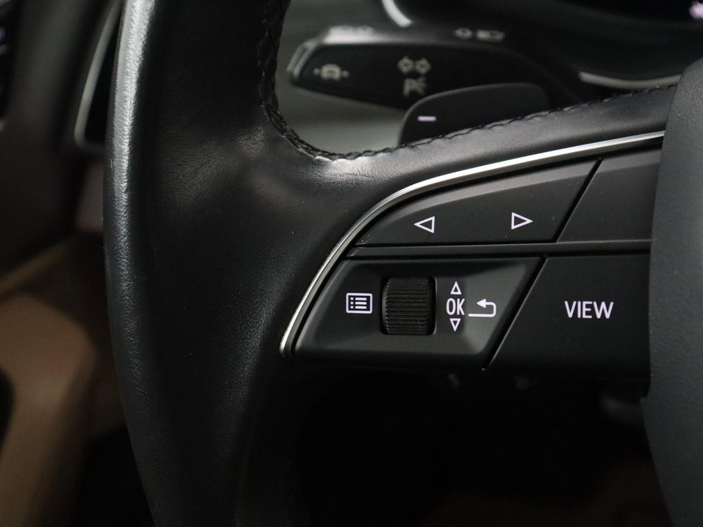 Audi Q7 55 TFSI e quattro Pro Line Plus | Panoramadak | Trekhaak | Leder | Stoelkoeling | Camera | Cruise control | Navigatie | Carplay | Stoelverwarming | Bang & Olufsen | Memory |