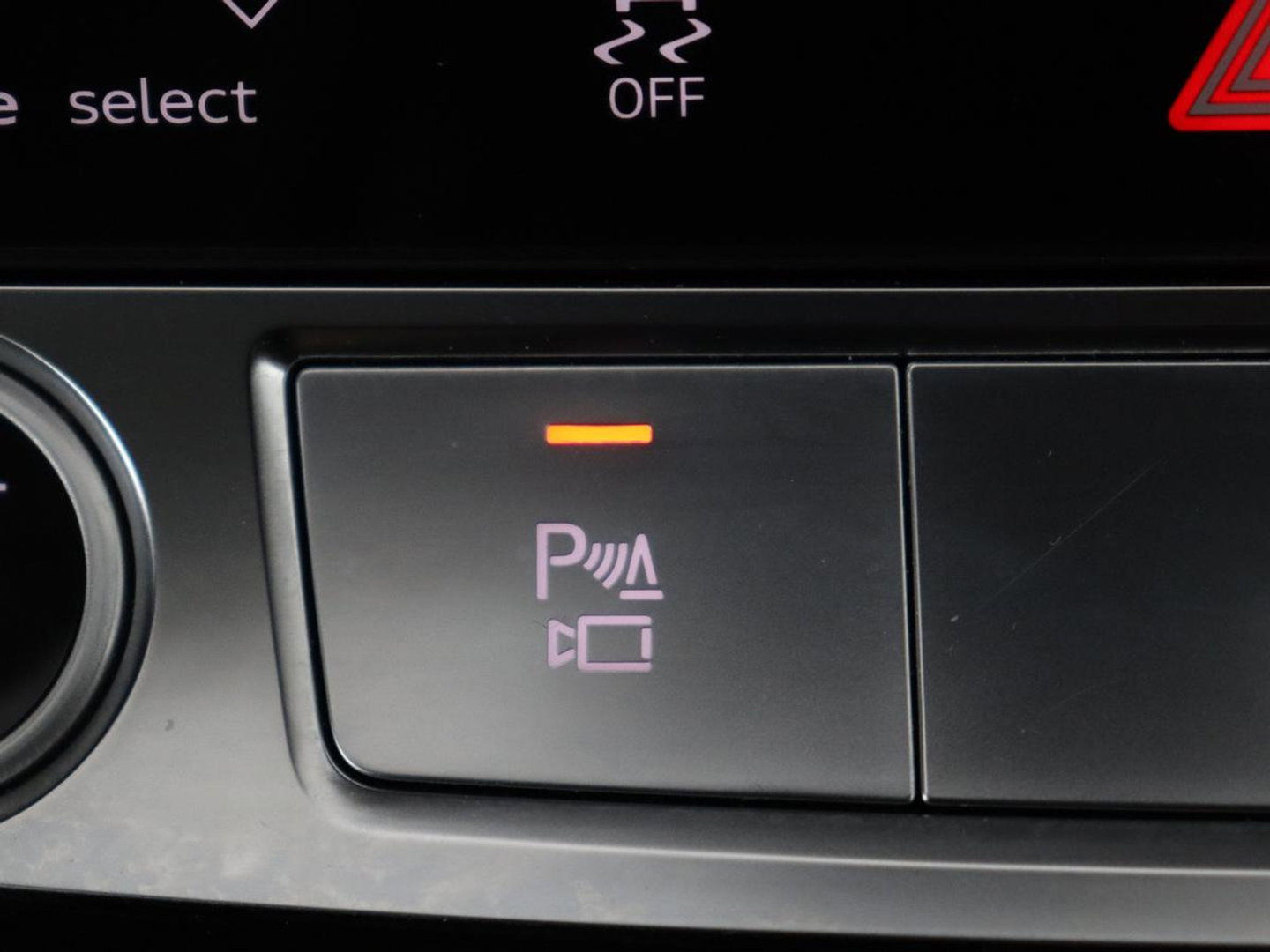 Audi Q7 55 TFSI e quattro Pro Line Plus | Panoramadak | Trekhaak | Leder | Stoelkoeling | Camera | Cruise control | Navigatie | Carplay | Stoelverwarming | Bang & Olufsen | Memory |