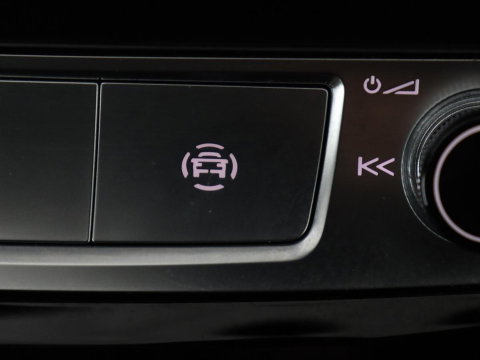 Audi Q7 55 TFSI e quattro Pro Line Plus | Panoramadak | Trekhaak | Leder | Stoelkoeling | Camera | Cruise control | Navigatie | Carplay | Stoelverwarming | Bang & Olufsen | Memory |