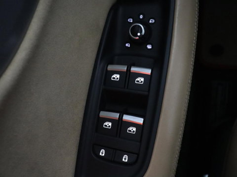 Audi Q7 55 TFSI e quattro Pro Line Plus | Panoramadak | Trekhaak | Leder | Stoelkoeling | Camera | Cruise control | Navigatie | Carplay | Stoelverwarming | Bang & Olufsen | Memory |