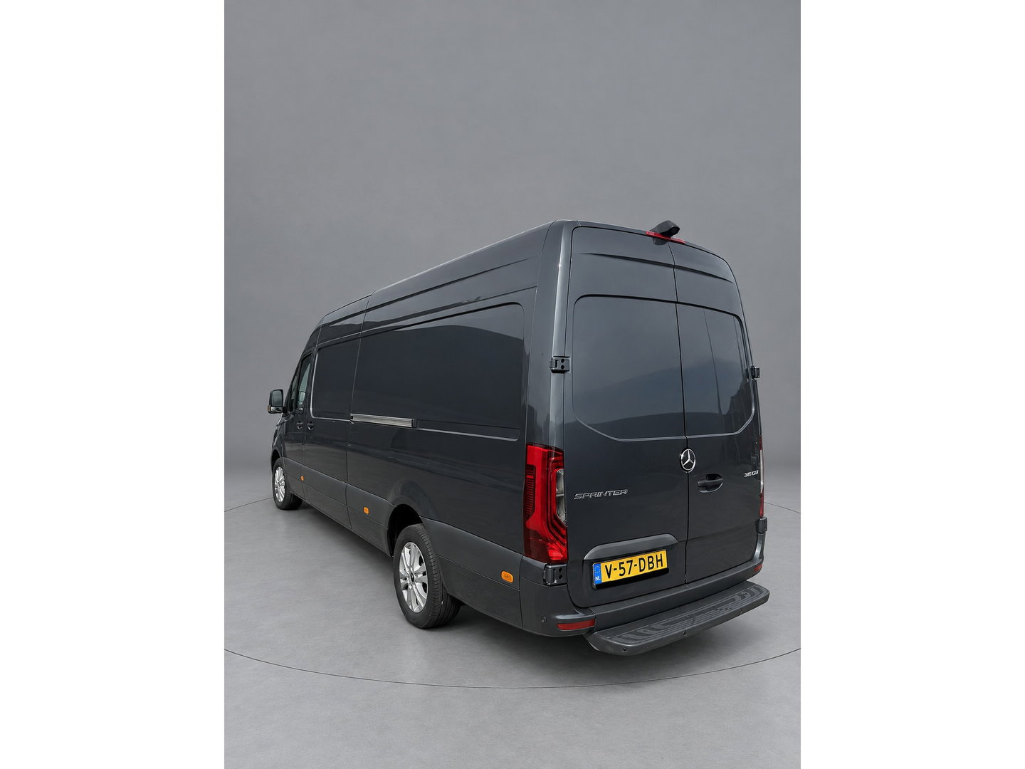 Mercedes-Benz Sprinter 315 1.9 CDI L3H2 RWD PB Edition Camera, Cruise, Carplay, LED, 2 x Schuifdeur, Automaat, 10,5'' Mbux, Leder, Sensoren, 150pk, Uniek!
