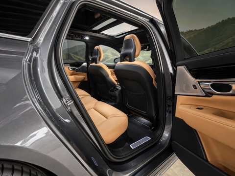 Volvo V90 2.0 T8 AWD Inscription Pano I stoel ventilatie l B&W