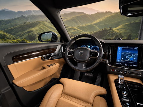 Volvo V90 2.0 T8 AWD Inscription Pano I stoel ventilatie l B&W