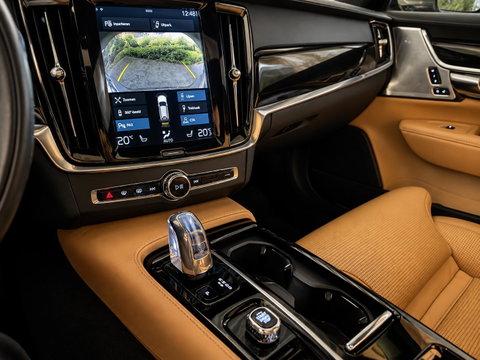 Volvo V90 2.0 T8 AWD Inscription Pano I stoel ventilatie l B&W