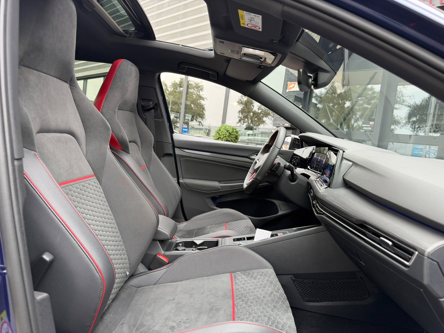 Volkswagen Golf 2.0 TSI GTI Clubsport Pano|300PK|Nurburgring|Harman&Kardon|ACC|IQ-lights