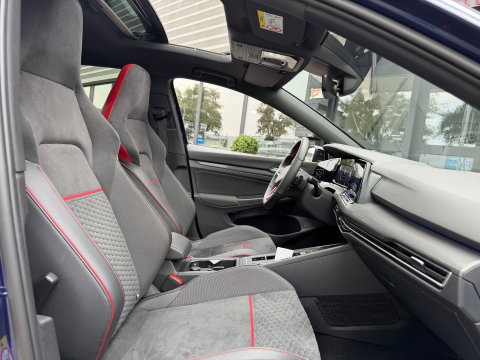 Volkswagen Golf 2.0 TSI GTI Clubsport Pano|300PK|Nurburgring|Harman&Kardon|ACC|IQ-lights