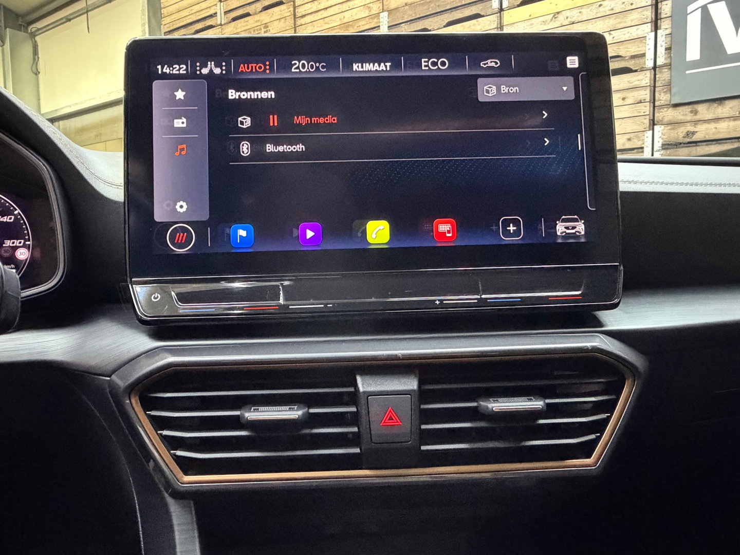 CUPRA FORMENTOR VZ E-HYBRID 1.4 e 245 PK Pano camera clima adaptive cruise 19"LM