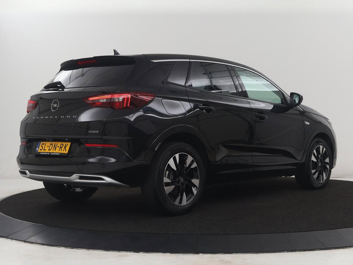 Opel Grandland X 1.6 Turbo Plug-In Hybrid Business Elegance