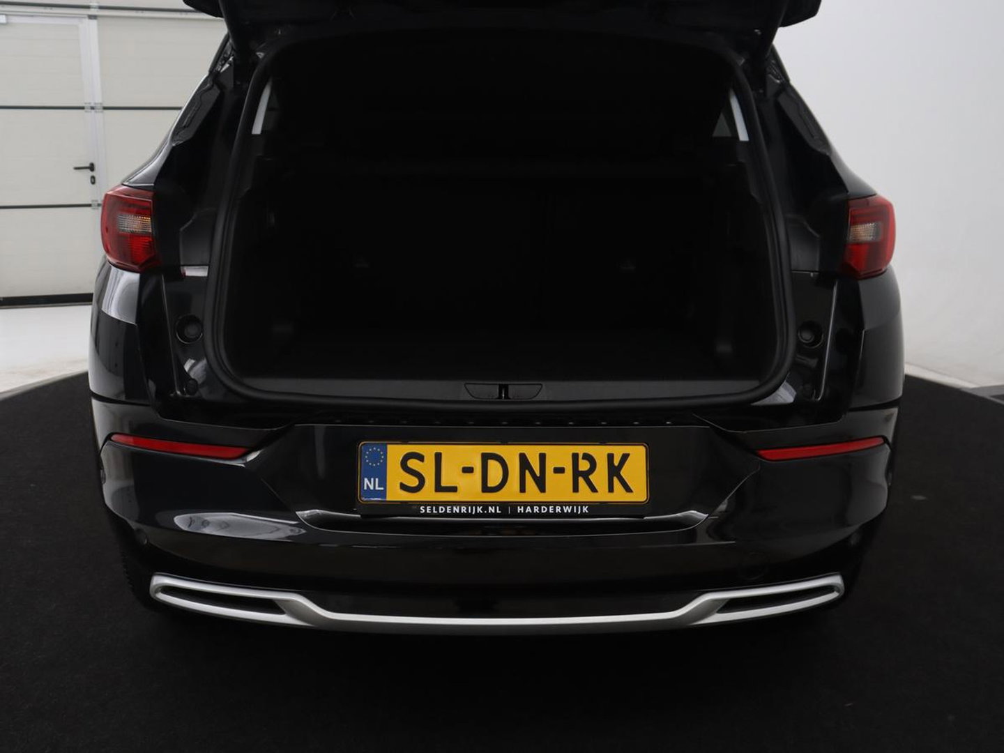 Opel Grandland X 1.6 Turbo Plug-In Hybrid Business Elegance