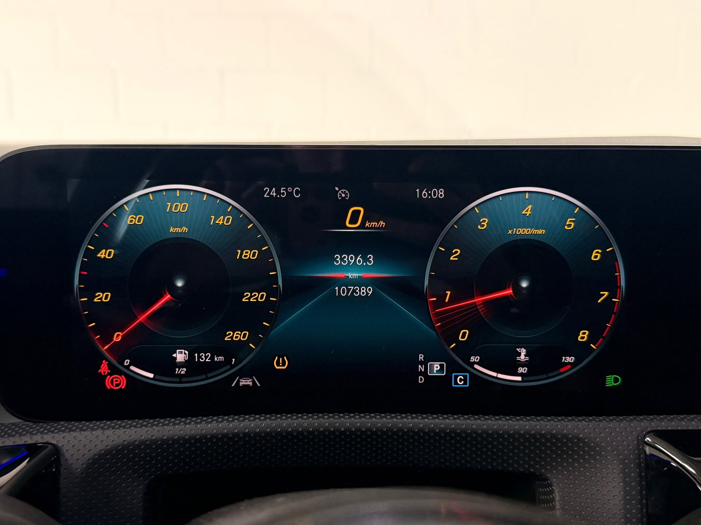 Mercedes-Benz CLA-Klasse 200 Business Solution AMG
