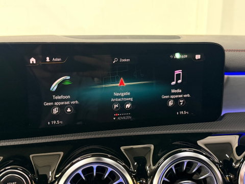 Mercedes-Benz CLA-Klasse 200 Business Solution AMG