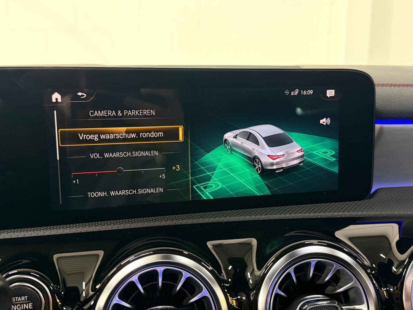 Mercedes-Benz CLA-Klasse 200 Business Solution AMG