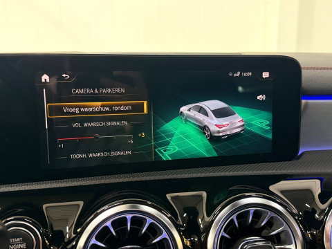 Mercedes-Benz CLA-Klasse 200 Business Solution AMG