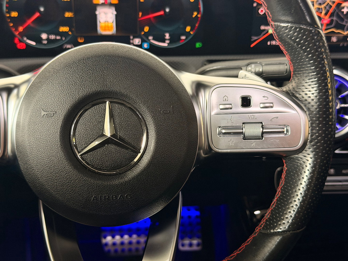 Mercedes-Benz CLA-Klasse 200 Business Solution AMG