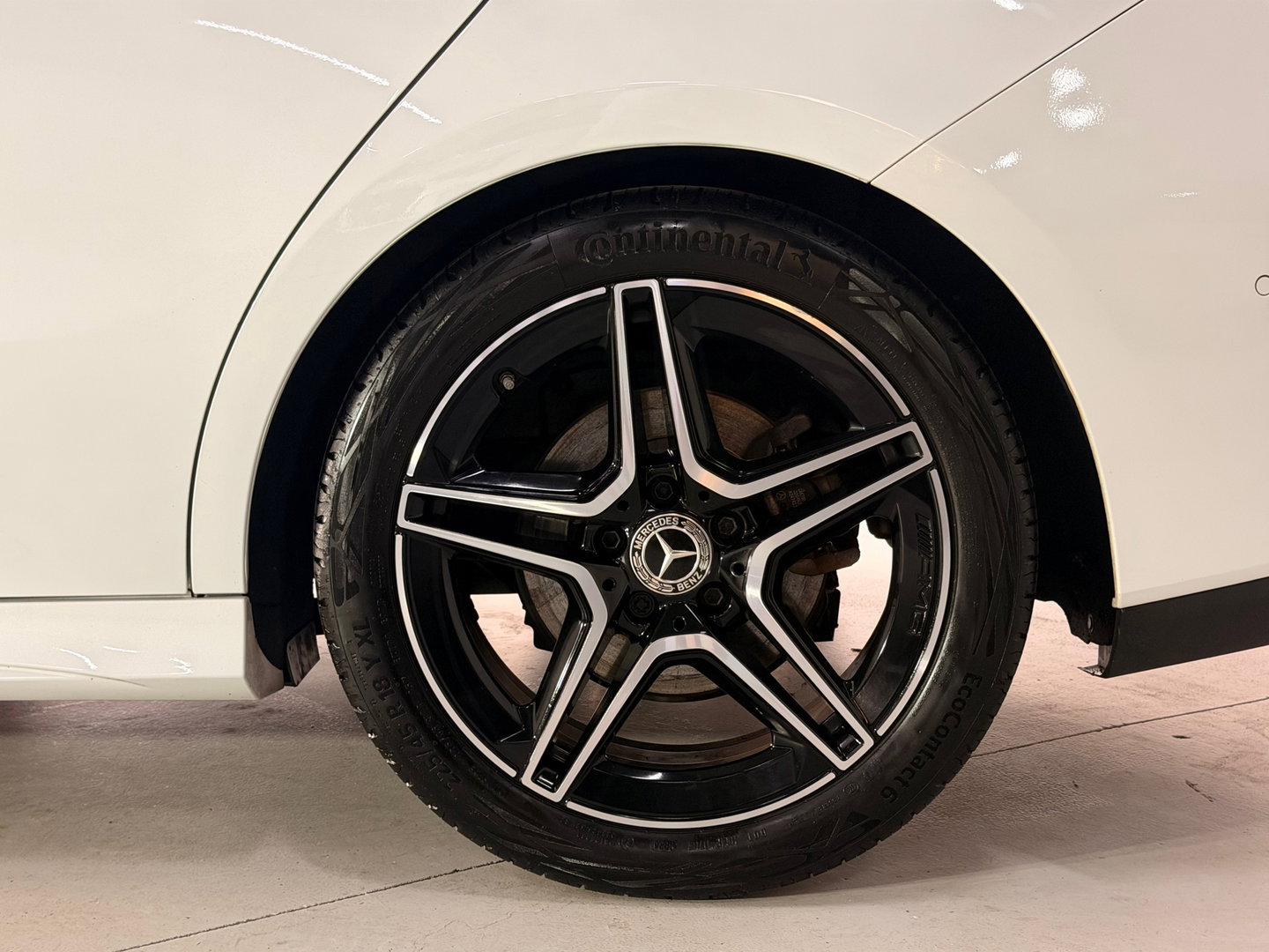 Mercedes-Benz CLA-Klasse 200 Business Solution AMG