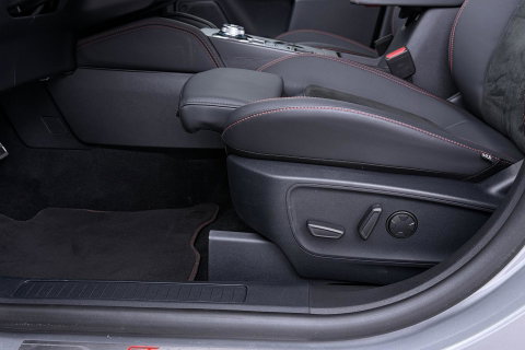 Ford Kuga 2.5 PHEV ST-Line X | ACC | B&O | 360° Camera | BLIS | Winterpack | Memory | Keyless | Park Assist