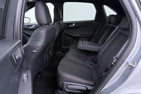 Ford Kuga 2.5 PHEV ST-Line X | ACC | B&O | 360° Camera | BLIS | Winterpack | Memory | Keyless | Park Assist