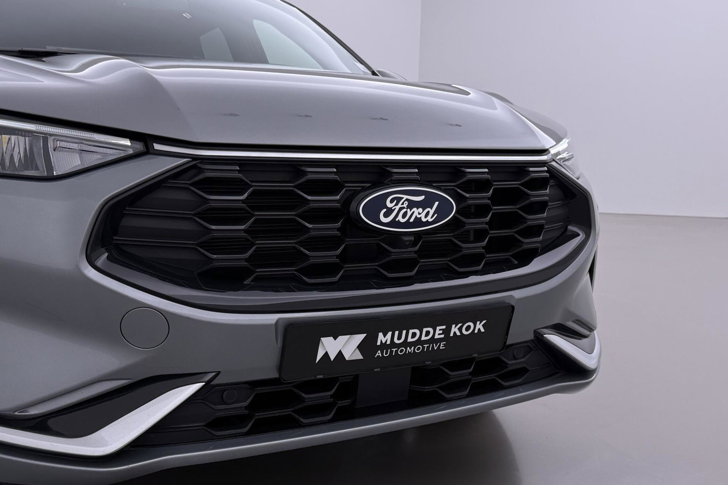 Ford Kuga 2.5 PHEV ST-Line X | ACC | B&O | 360° Camera | BLIS | Winterpack | Memory | Keyless | Park Assist