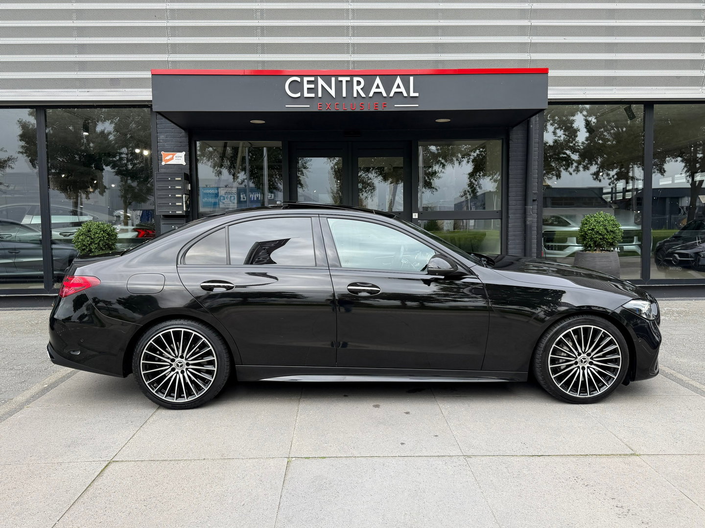 Mercedes-Benz C-Klasse 200 4MATIC AMG Burmester|Pano|Keyless|Carplay|Hud|ACC