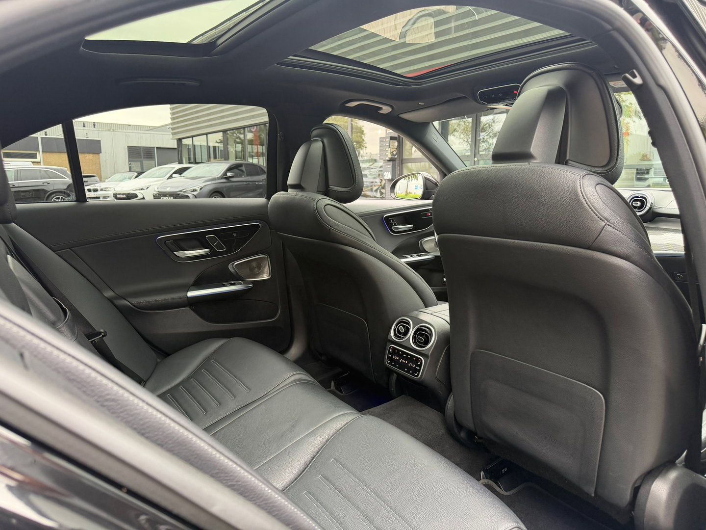 Mercedes-Benz C-Klasse 200 4MATIC AMG Burmester|Pano|Keyless|Carplay|Hud|ACC