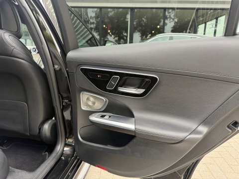 Mercedes-Benz C-Klasse 200 4MATIC AMG Burmester|Pano|Keyless|Carplay|Hud|ACC