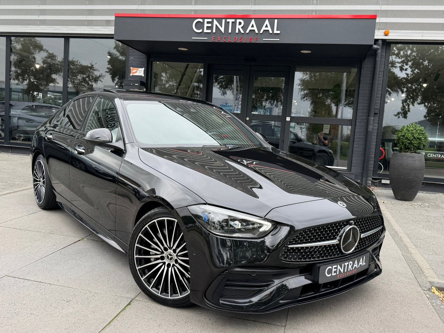 Mercedes-Benz C-Klasse 200 4MATIC AMG Burmester|Pano|Keyless|Carplay|Hud|ACC