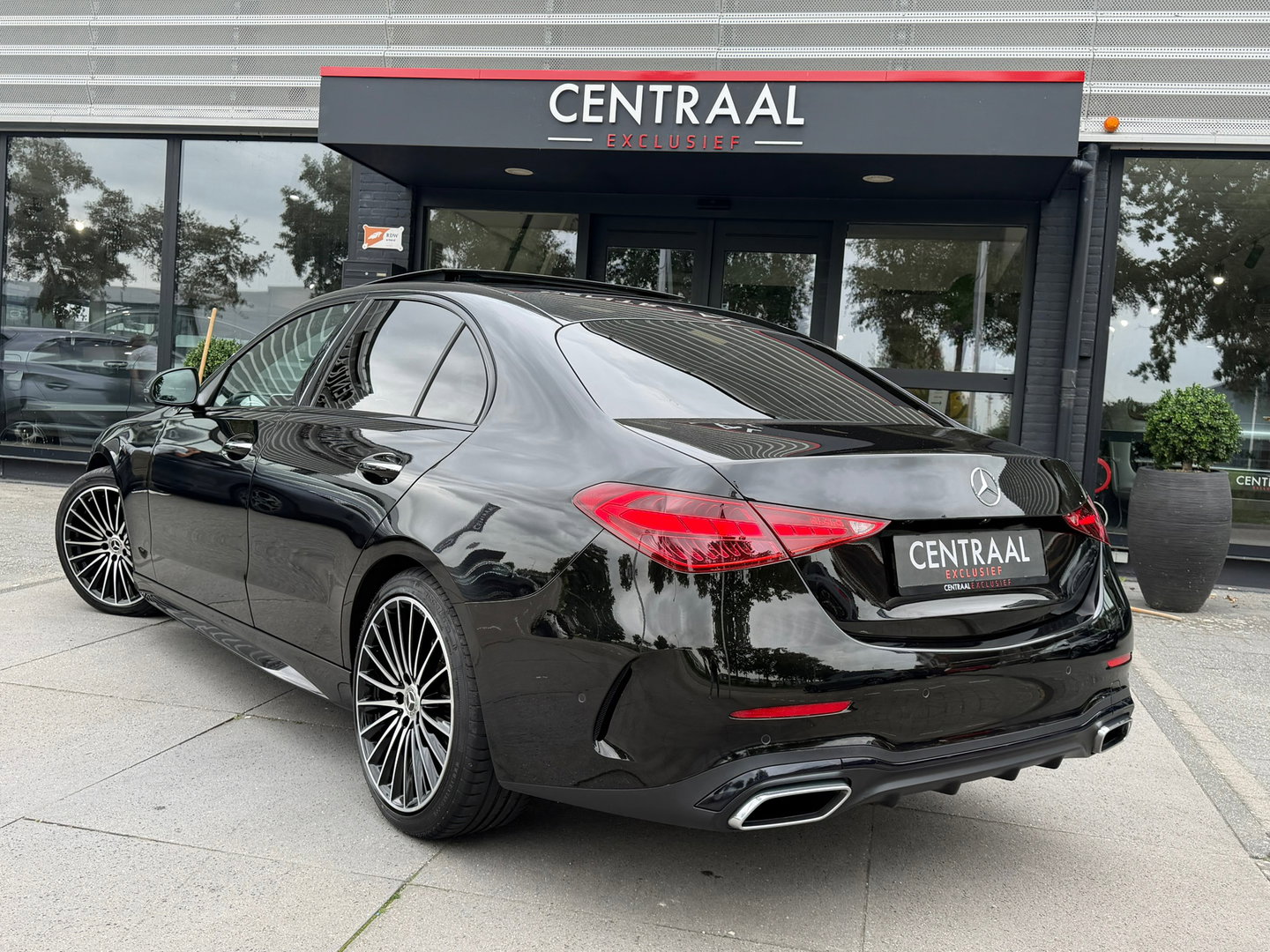 Mercedes-Benz C-Klasse 200 4MATIC AMG Burmester|Pano|Keyless|Carplay|Hud|ACC